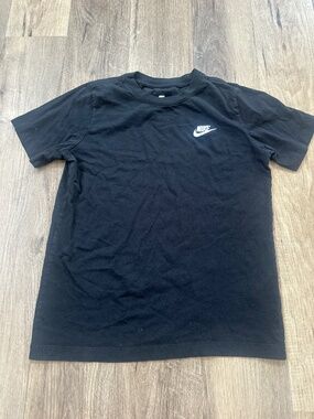 Nike t-shirt